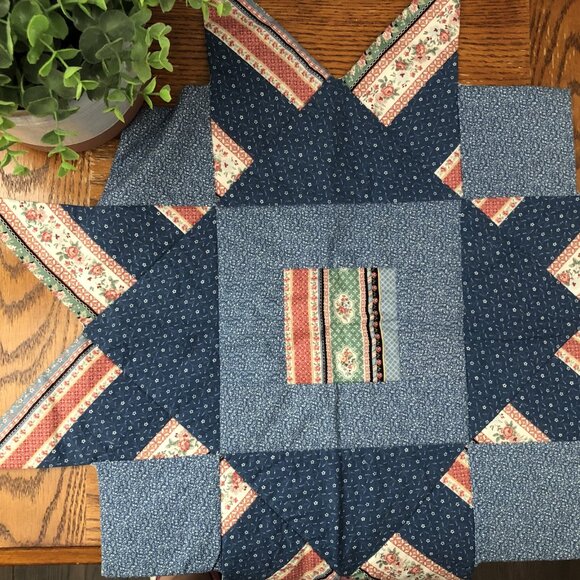 Vintage 1980s Lap Quilting with Georgia Bonesteel book with 4 Quilt Blocks - Picture 6 of 7